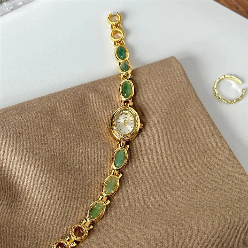 Womens Gold Watch Vintage Brown Jade Bracelet Small Dial Quartz Daily Wear Party Clock Waterproof Ladies Watches Gifts 260126