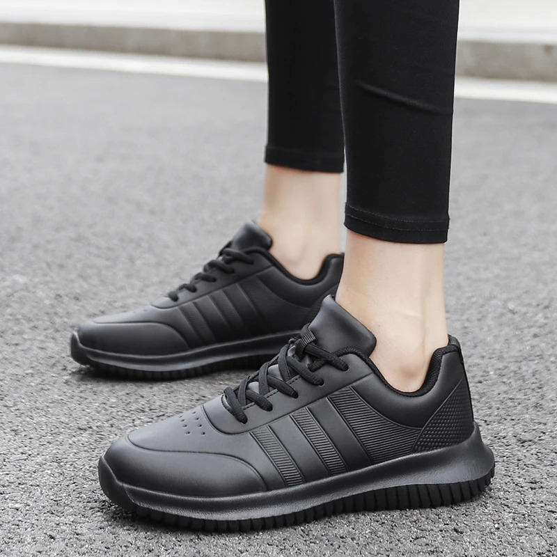 Chef shoes four season soft-sole anti-slip oil-proof waterproof portable kitchen work shoes fashion plus size casual mens shoes 260126