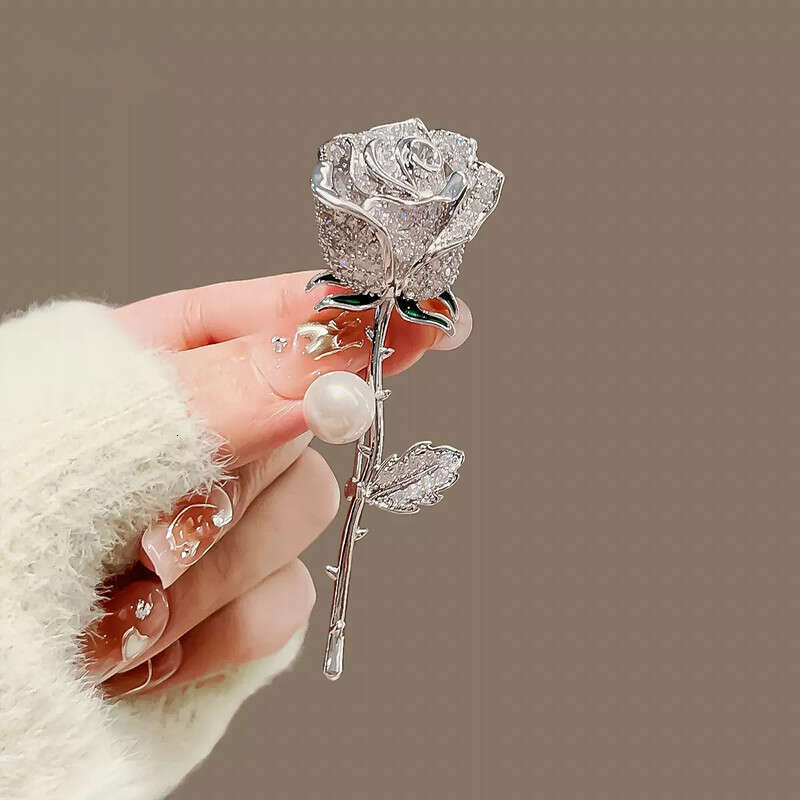 Exquisite Rose New Versatile Inlaid Crystal Flower Pin Shiny Design Anti-Exposure Brooch