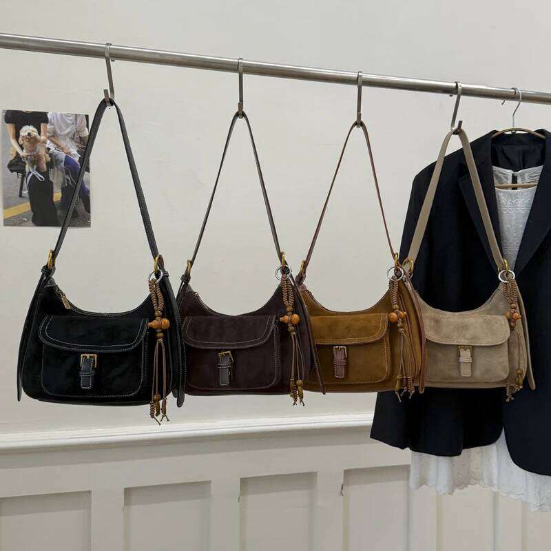 LEFTSIDE Women Small PU Leather Shoulder 2025 Winter Solid Color Crossbody Bag Luxury Designer Trend New Handbags XJ260131