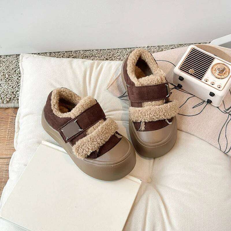 Kids'Casual Solid Color Lambswool Fashion Winter Flat Bottom Shoes For Children Warm Anti-slip Black Yellow Size 26-36 Y260128