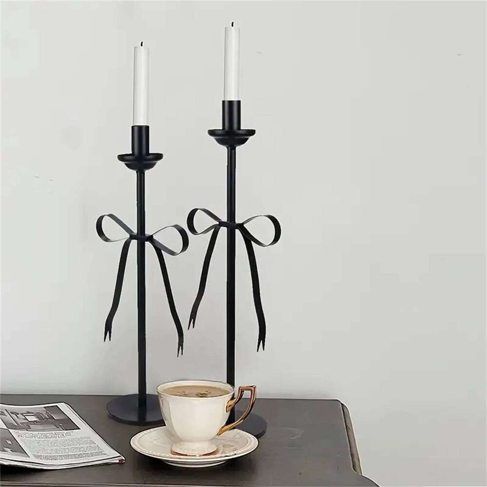 Metal Pillar Candles Modern Bow Iron Black Candlestick Home Decor Festival Wedding Dining Table Candle Holder Y260131