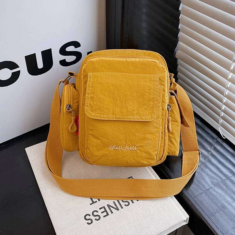 Multi pocket shoulder women's fashionable casual crossbody men's mailman bag, lightweight sports outdoor