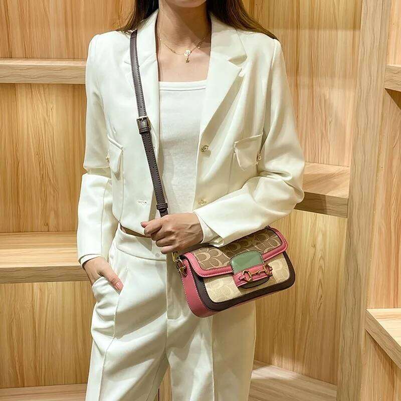 Women's 2025 new high-end versatile shoulder contrasting color crossbody armpit baguette even bag smini bags