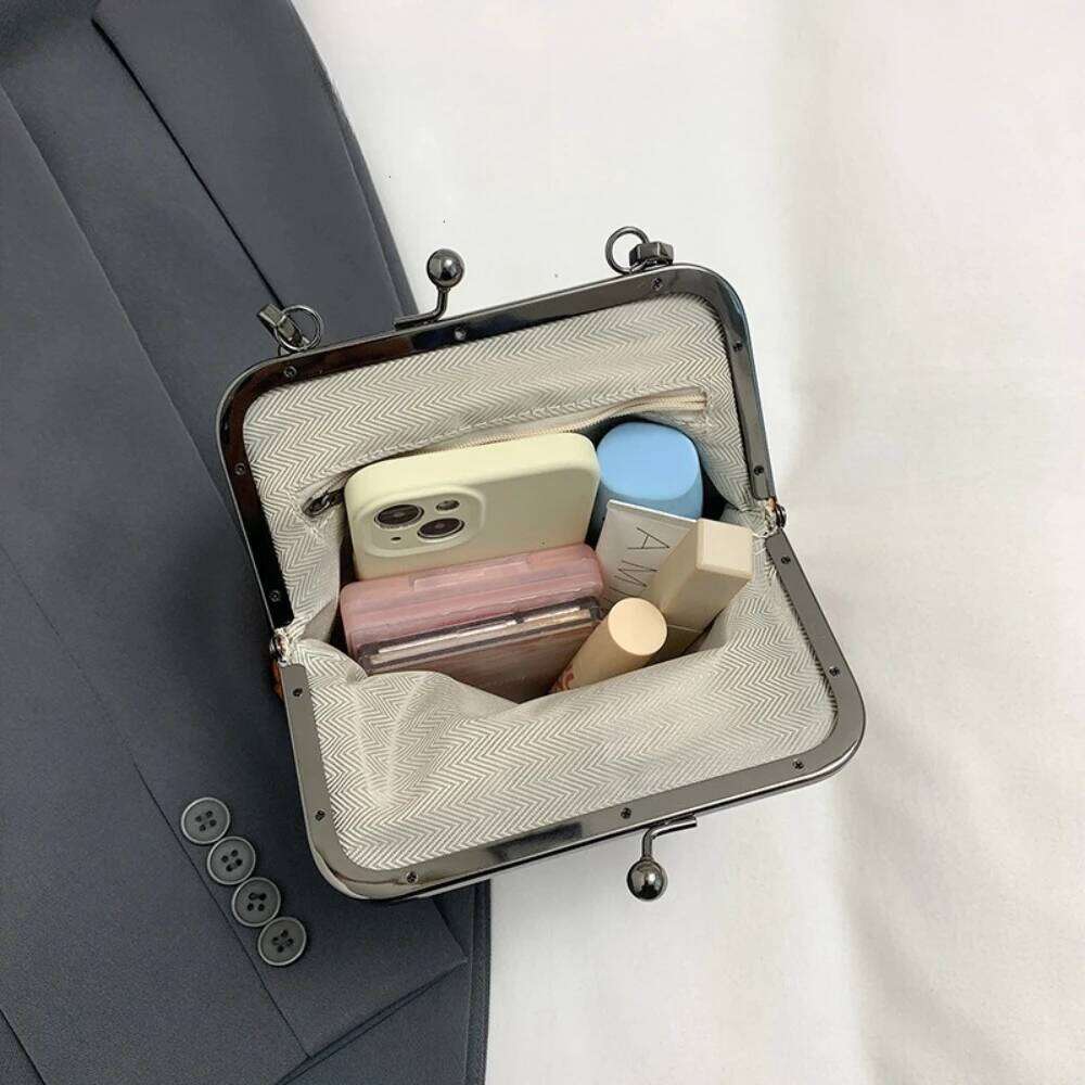 Elegant Kiss Lock Shoulder Large Capacity PU Leather Chinese Style Crossbody Bag Solid Color Retro Vintage Women's Handbag