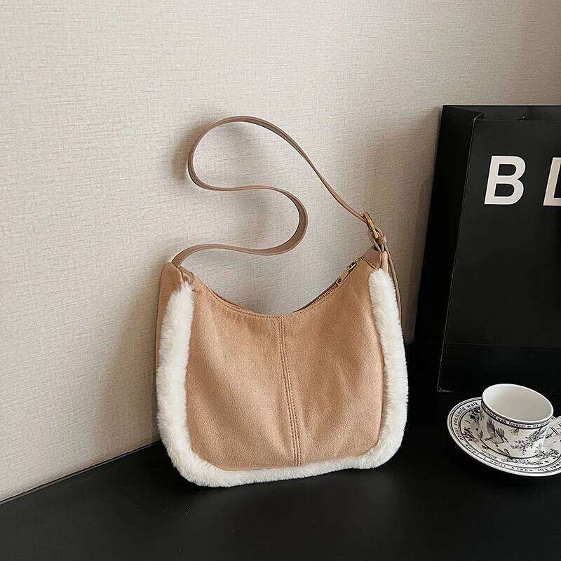 New Shopping Crossbody for Women Faux Suede Simple Texture Shoulder Bags Fashionable Winter Fluffy Casual Commuting Bag XJ260130