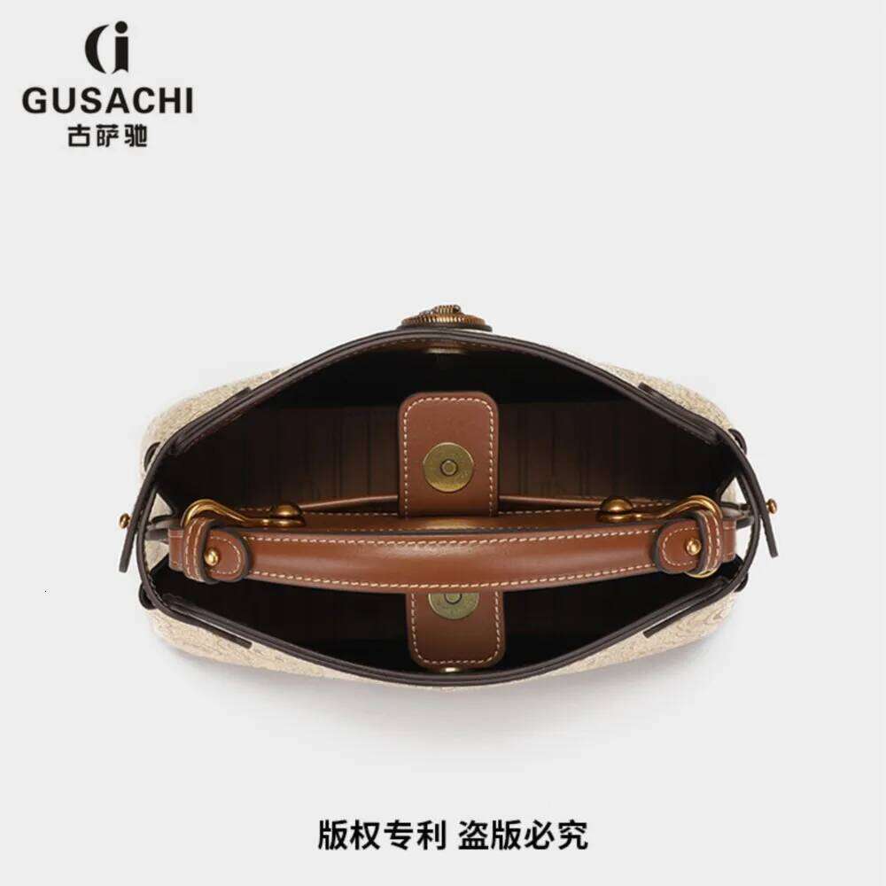 2025 New Light Luxury Fashion Handbag Vintage Old Flower Single Shoulder Crossbody Bag Commuter Multi functional Large Capacity