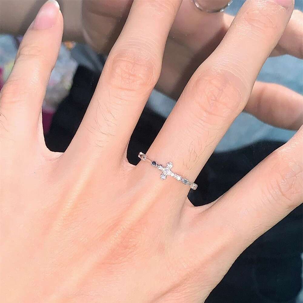 Silver Cross Ring Set with Zirconium Stones A niche and gentle accessory for ladies