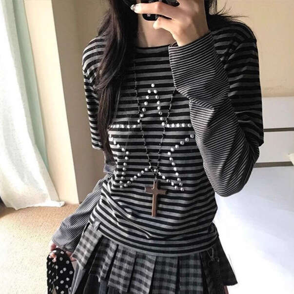 Subculture Striped Fake Two-Piece Patchwork Long Sleeve Round Neck T-Shirt For Women Early Autumn Outfit Star Rhinestone Chic Top