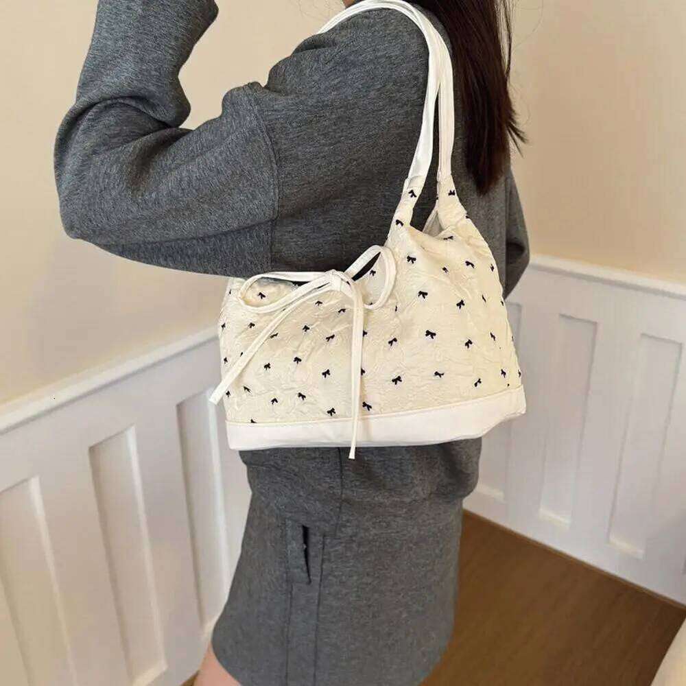 Sweet Single Shoulder Bow Print Tote Fashion Underarm Bag Protable Casual Commute Niche Handbags XJ260130