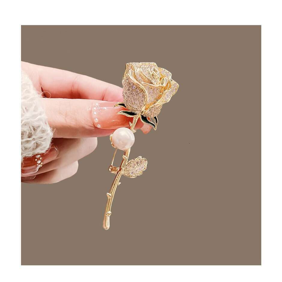 Exquisite Rose New Versatile Inlaid Crystal Flower Pin Shiny Design Anti-Exposure Brooch