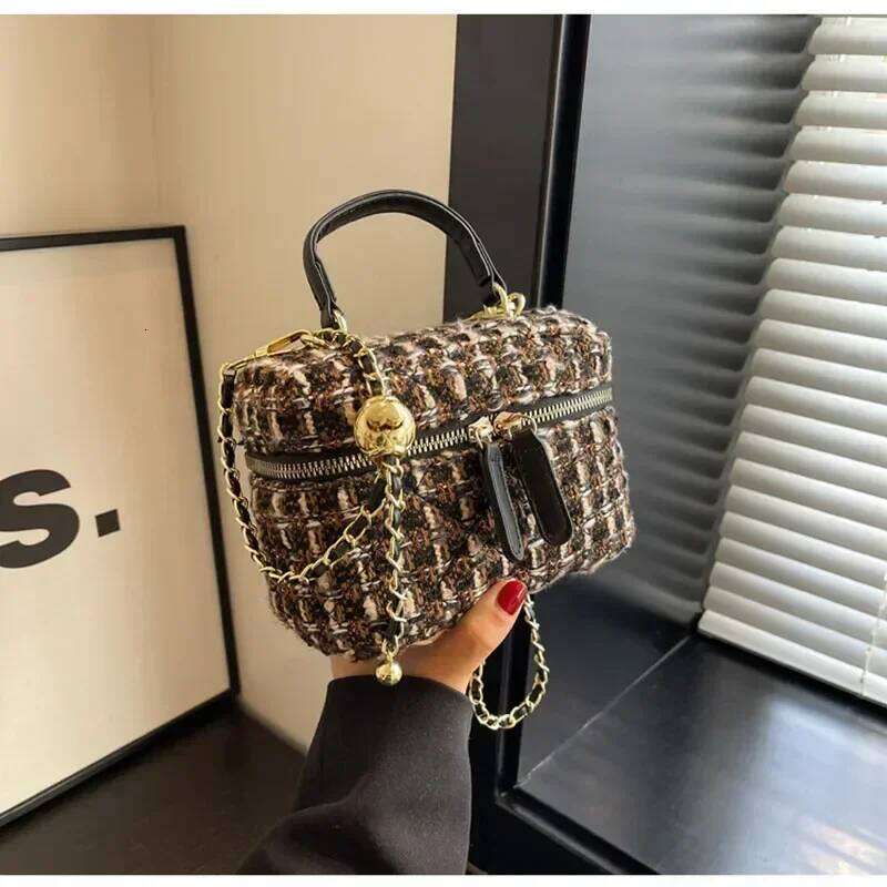 Light Luxury Ladies Box Elegant Women's Exquisite Chain Quality Double Zipper Crossbody Bag Fashion High Street Handbag XJ260131