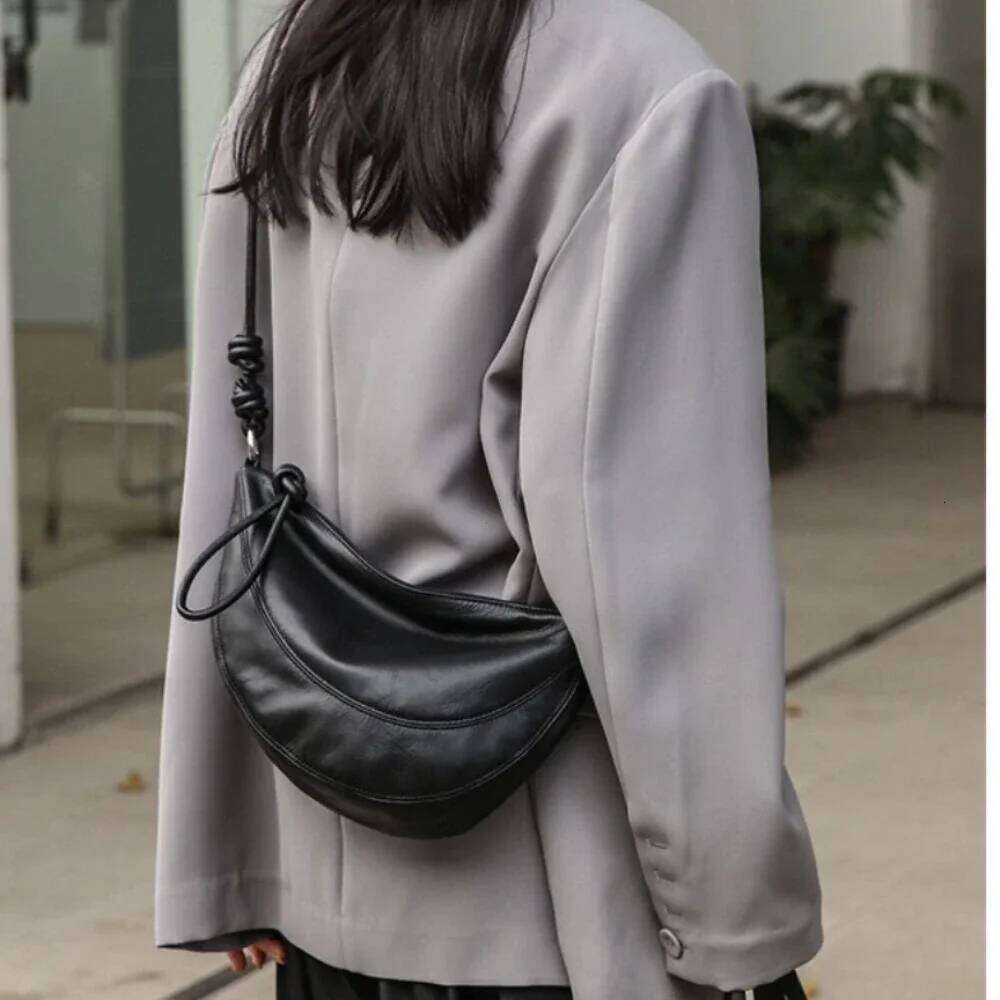 High End Casual Versatile One Shoulder Soft Leather Crescent Underarm Bag Crossbody Bags Handbags for Women