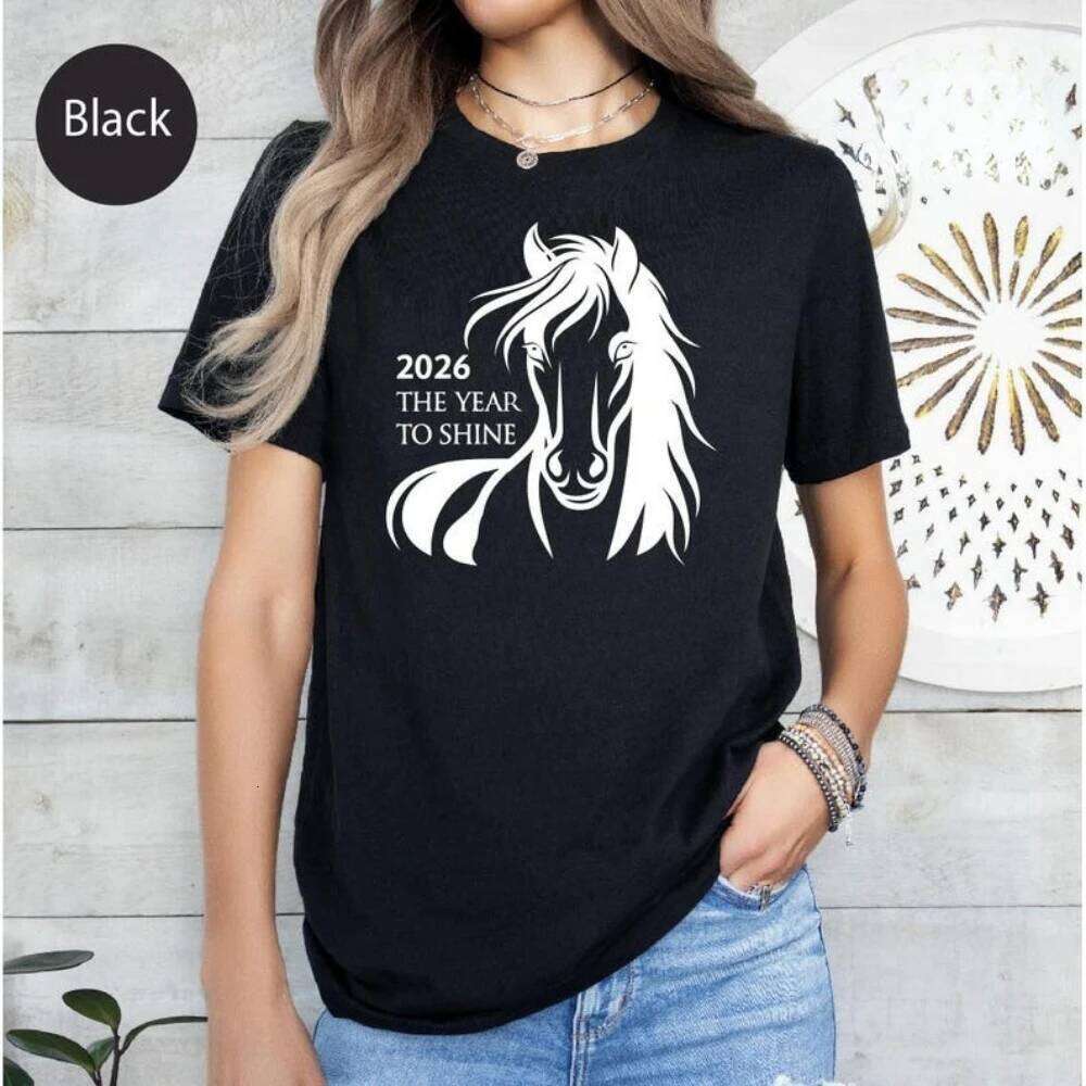 of The Horse 2026 Shirt Chinese Zodiac Tee Lunar New Year Holiday Unisex Tshirt Men Women Casual Fashion Streetwear C260131