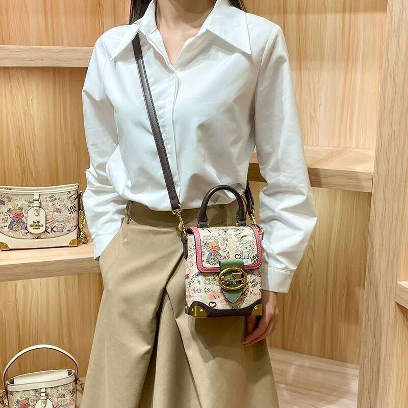 Women's handbag, advanced strategist box 2024 new high-end contrasting color mobile phone bag, crossbody bag