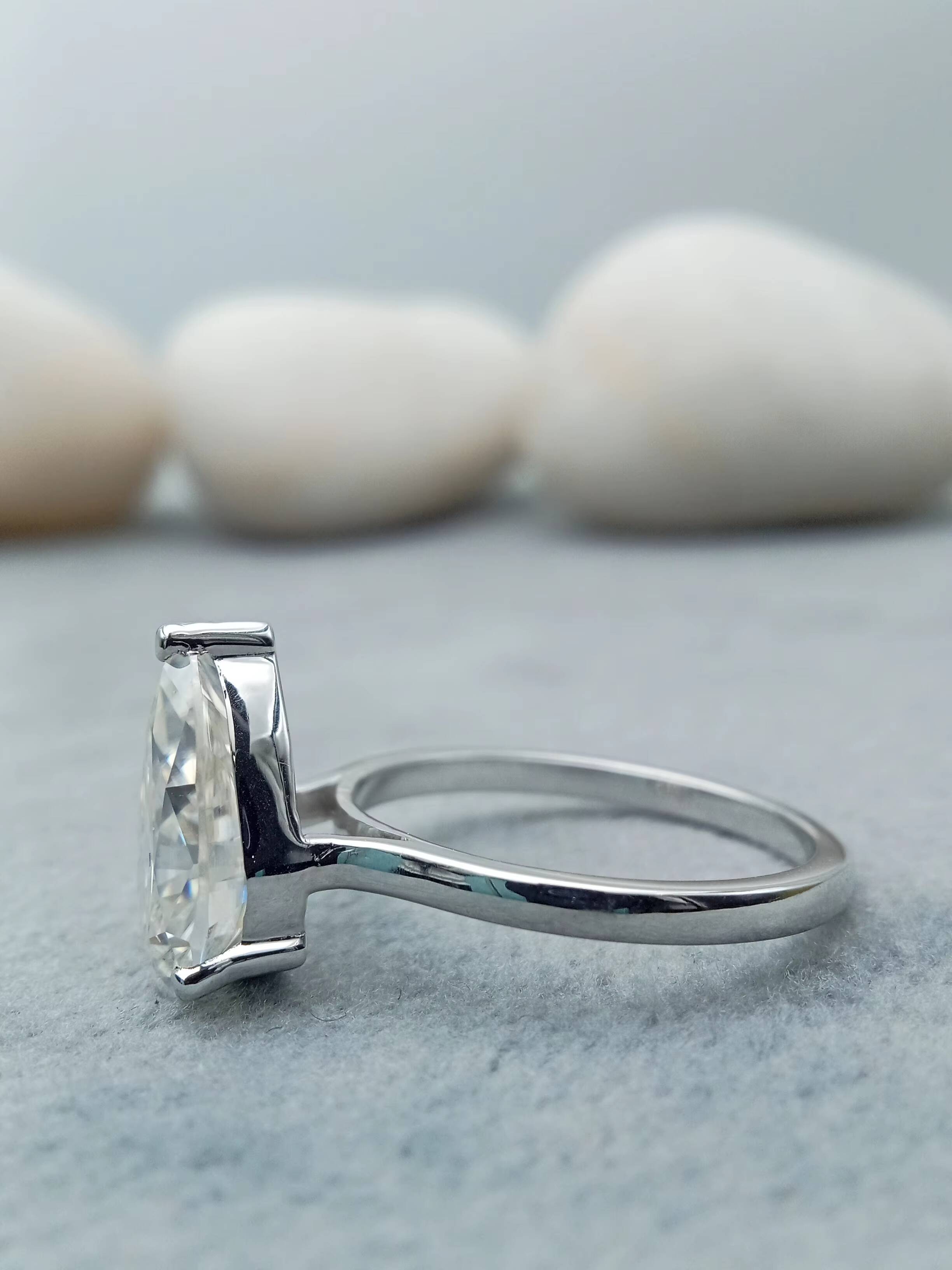 Fancy Fine Jewelry Custom 10K Gold Engagement Ring VVS Lab Grown Pear Cut White Wedding Diamond for Certificate 100