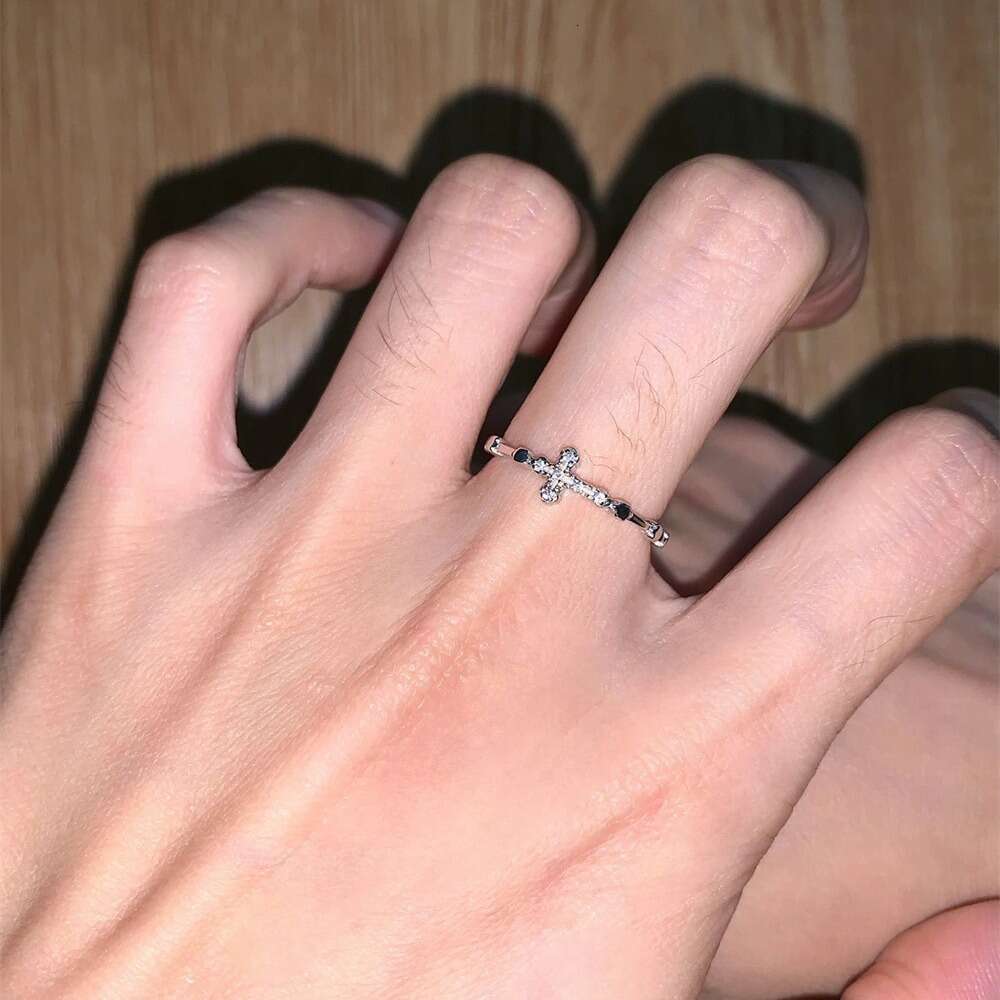 Silver Cross Ring Set with Zirconium Stones A niche and gentle accessory for ladies