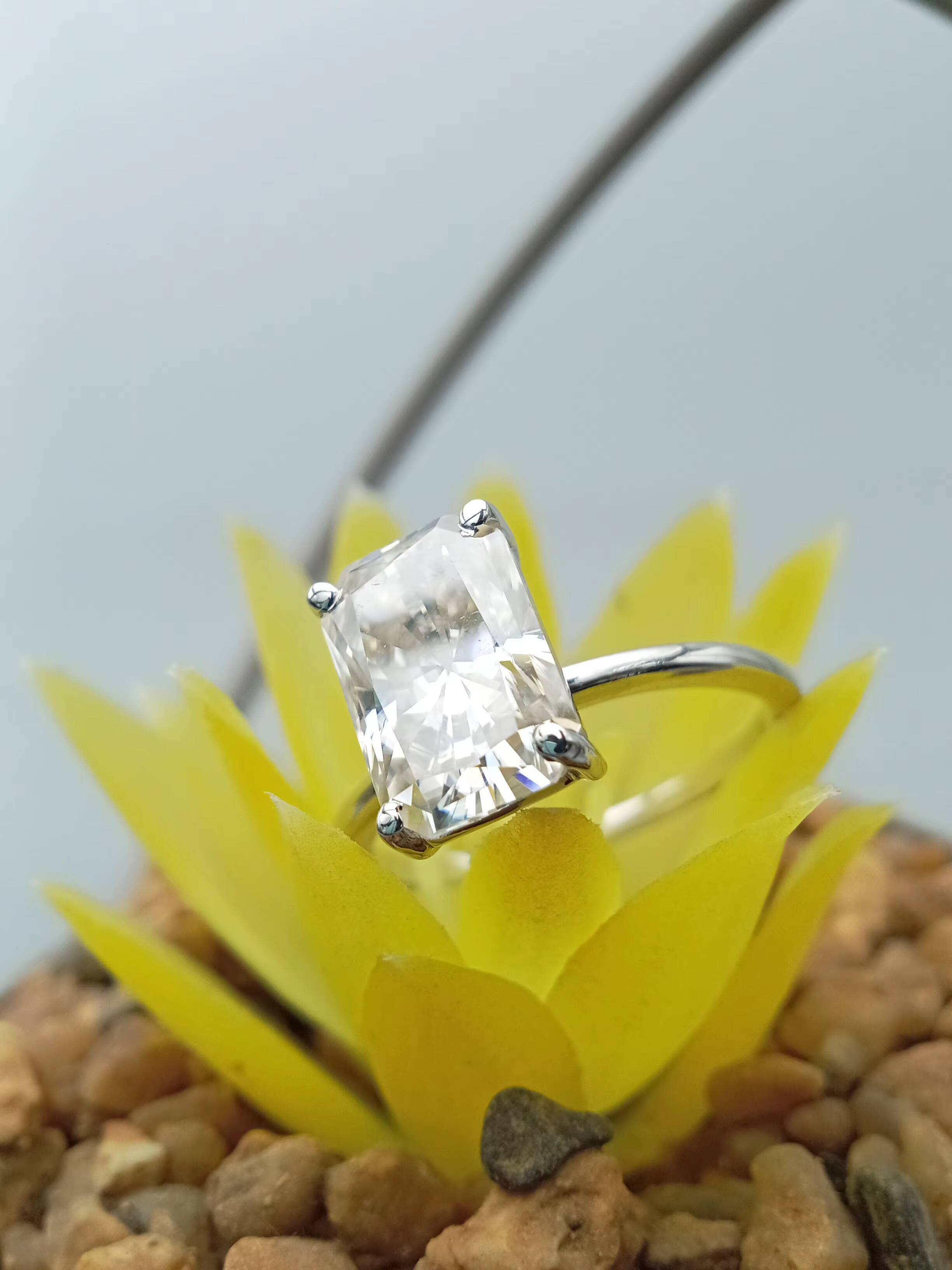 Womens Classic Engagement Wedding Ring 2ct Asscher Cut VVS Lab Grown 14k/18k Gold GIA/IGI Certified Fine Jewelry