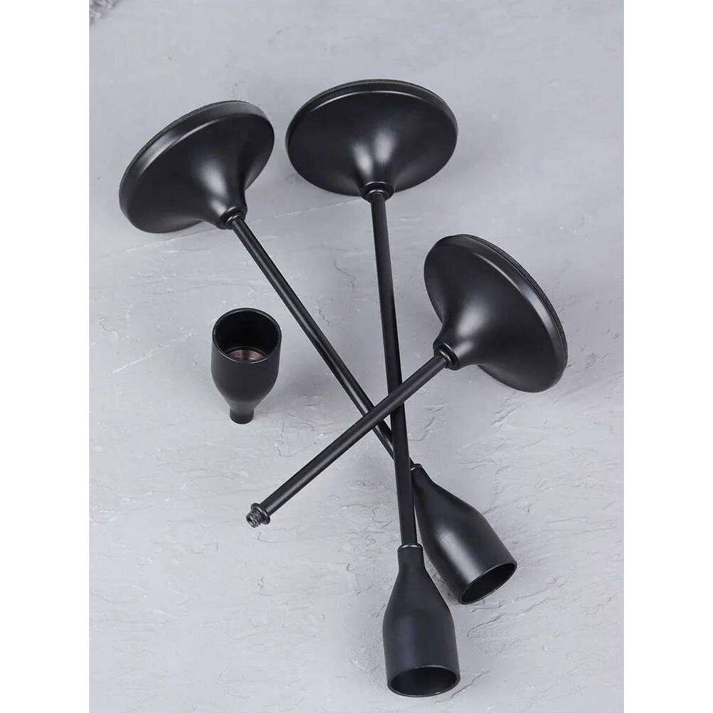 3Pcs/Set European Style Metal Holders Fashion Wedding Table Candle Stand Exquisite Candlestick Christmas Tabl Y260131