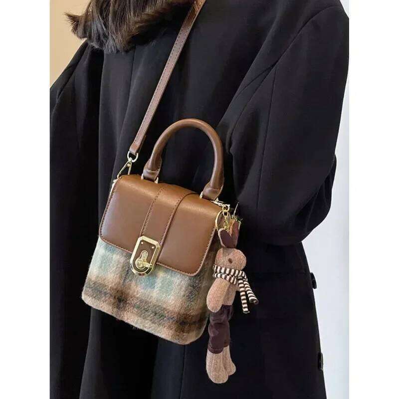 Vintage Plaid Fashion Patchwork Portable Small Square Bag 2023 New Autumn Winter Commut Crossbody Bags Pop Texture Shoulder Pack XJ260131