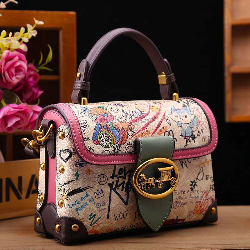 Brand premium women's graffiti box small square bag 2024 new autumn and winter designer handbag single shoulder crossbody ba