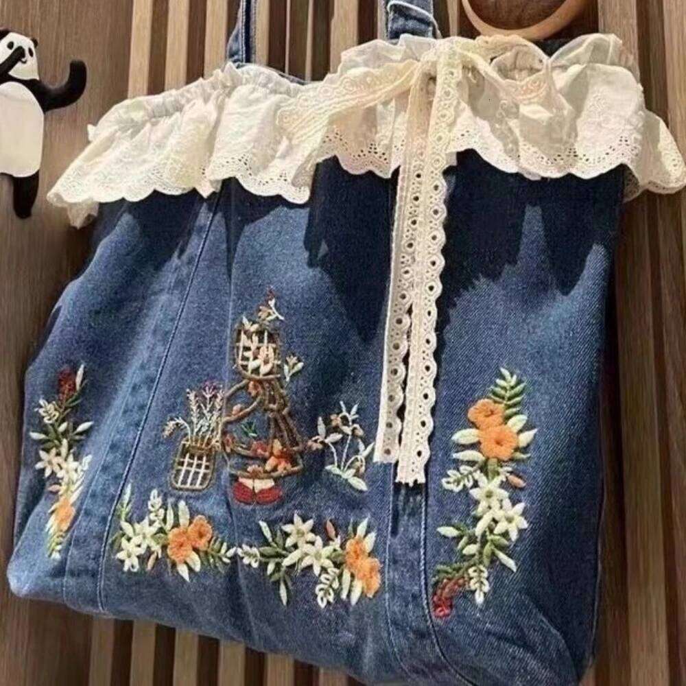 Spring Summer New Original Artistic Retro Lace Patchwork Embroidery Single Shoulder Denim Handbag Embroidered Canvas Bag