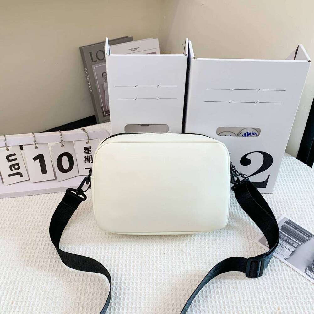 Men's and women's single-shoulder trendy small bags, cross-body bags for students, casual backpacks, leisure mo