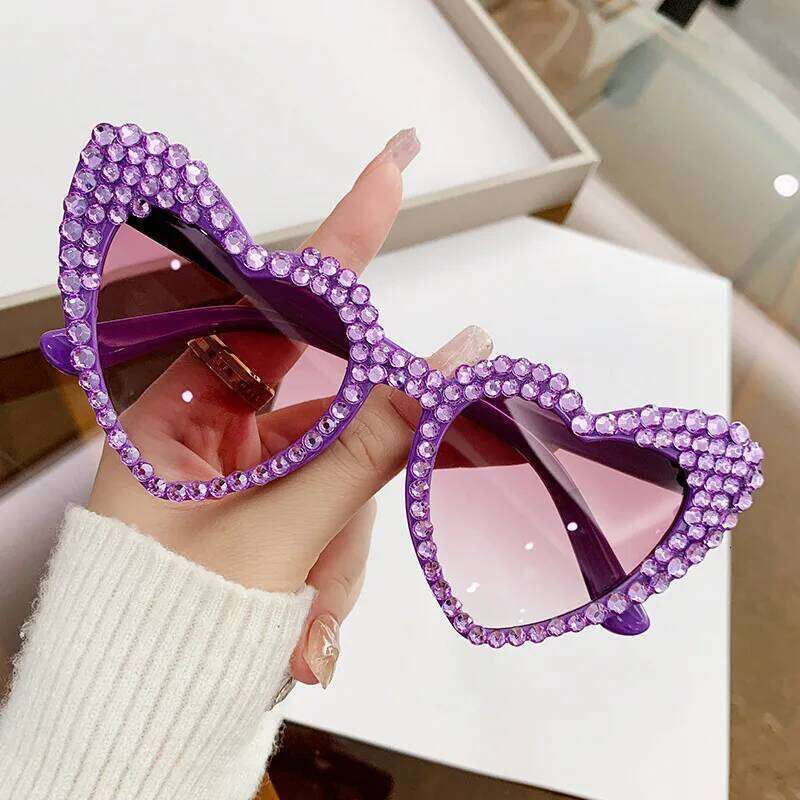 Women Pink Diamond Frame Heart Shape Sunglasses UV400 Light Luxury Brand Sun Glasses for Ladies Wedding Party Fashion Eyewear H260130
