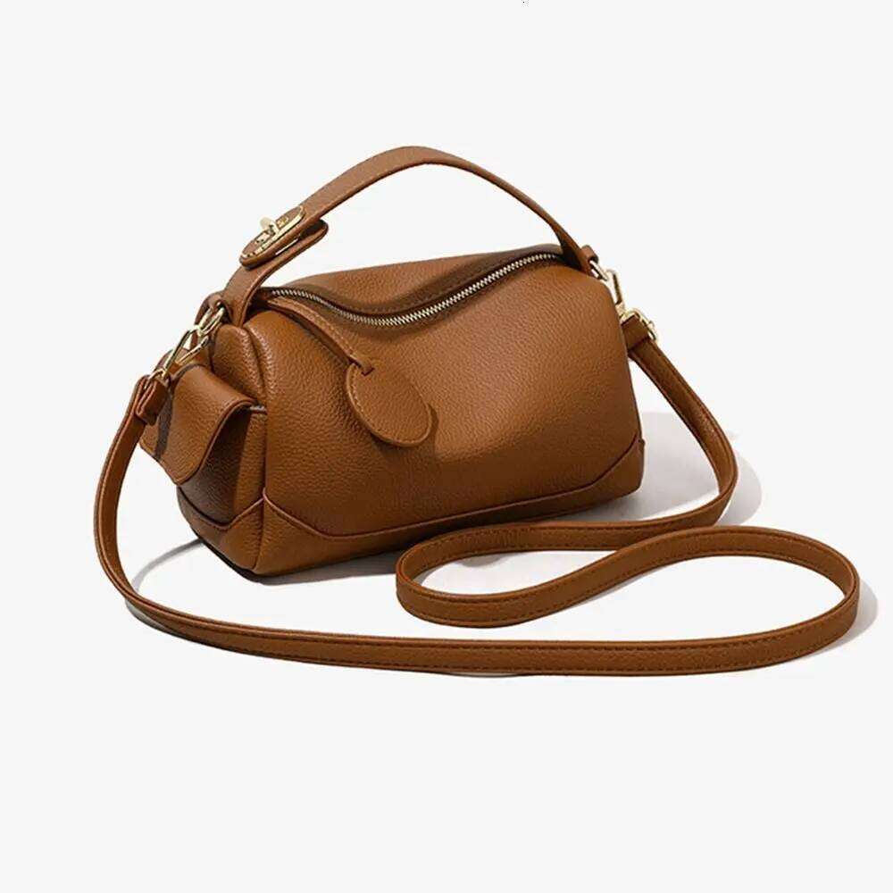 Vintage Single Shoulder Light Luxury PU Leather Tote Pillow Bag Adjustable Strap Large Capacity Shopping Bags XJ260131