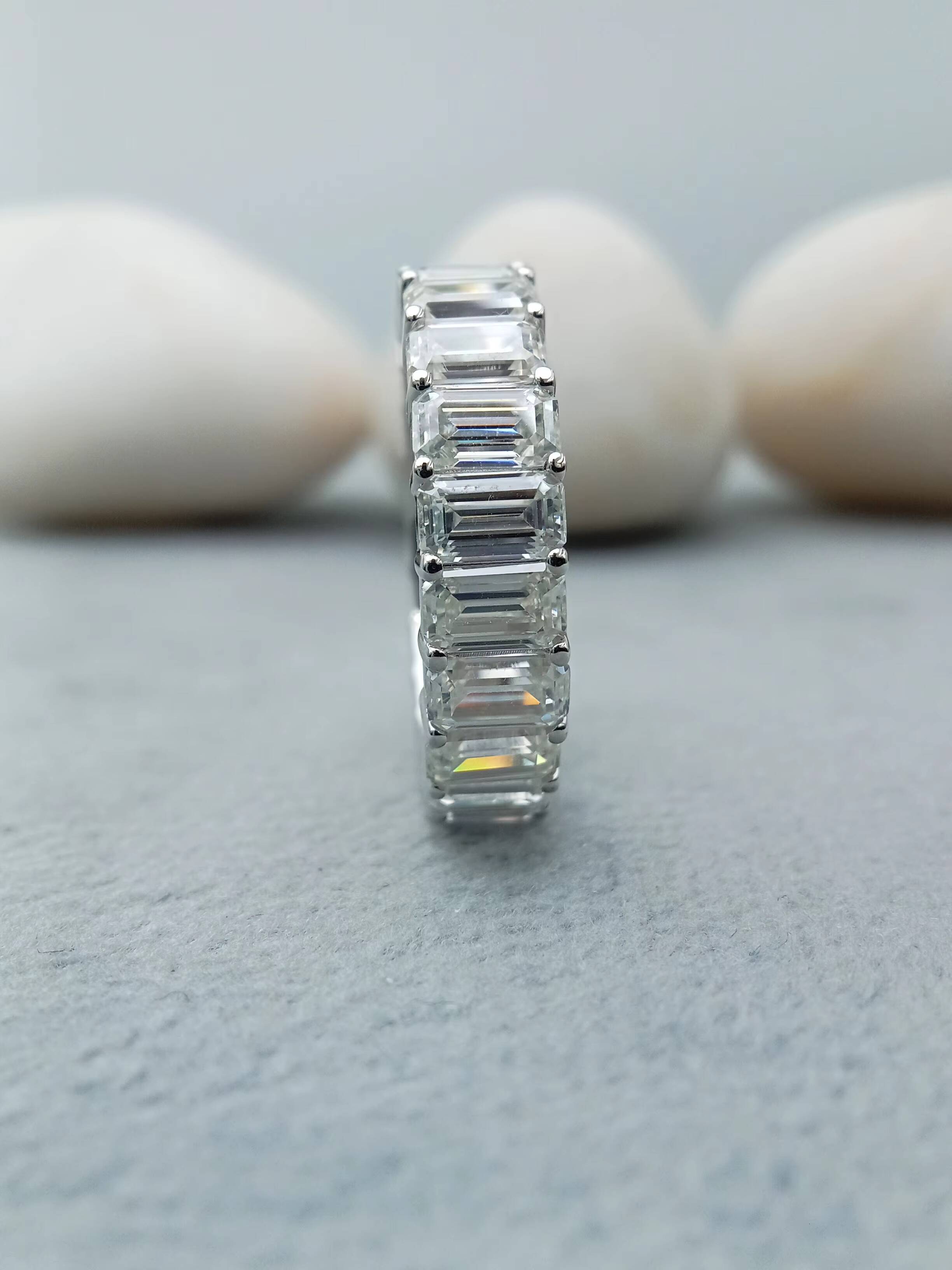 Engagement Classic Wedding Ring Unisex Fine Solitaire VVS Lab Grown 2ct Baguette Cut Diamond 14k/18k Gold Plated for IGI