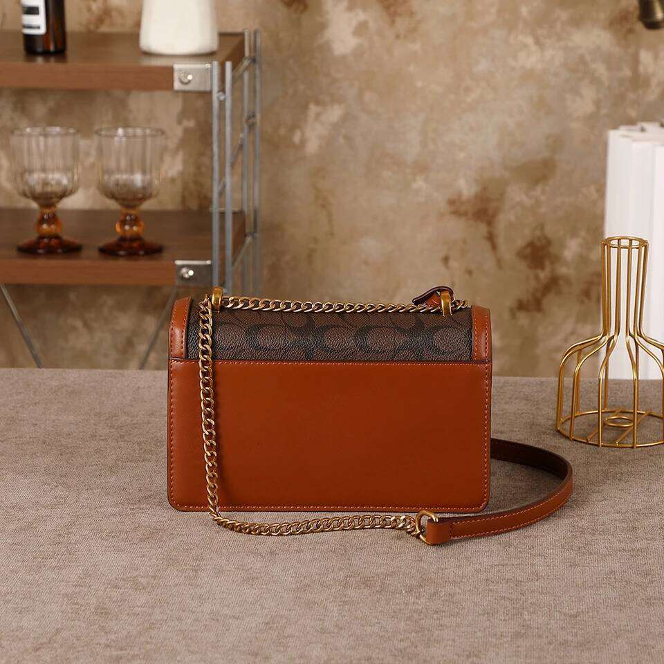 Light luxury women's 2025 new high-end color contrast single shoulder underarm bag designer fashionable crossbody small squa