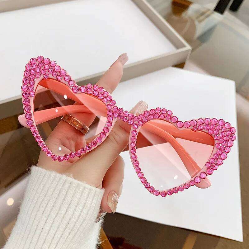Women Pink Diamond Frame Heart Shape Sunglasses UV400 Light Luxury Brand Sun Glasses for Ladies Wedding Party Fashion Eyewear H260130