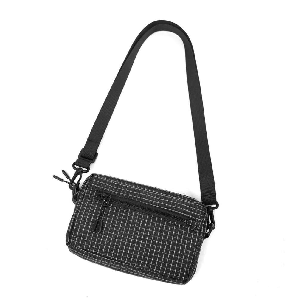 Women's casual shoulder and Hong Kong-style motorcycle bag, unisex plaid small crossbody bag.