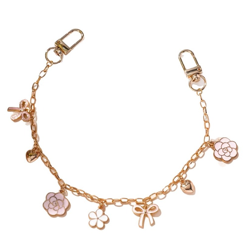 Birthday Gift Leaf Four Trendy Charm Jewelry Clover Alloy Pendant Luxury Keychain Fashionable Bag Accessory With Flower High Heel Charms For Women Gir