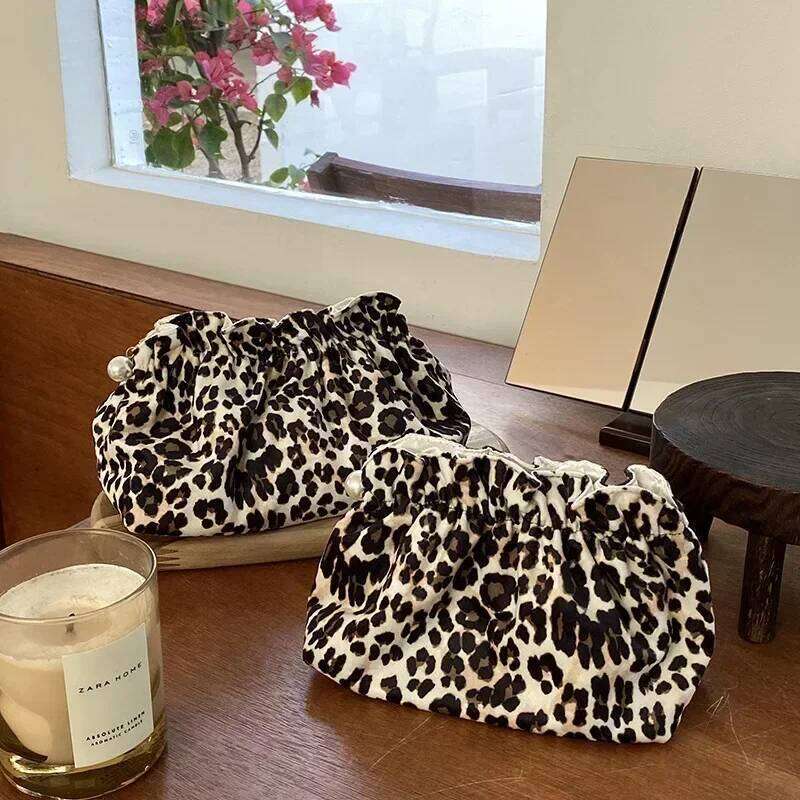 Large Capacity Stylish Multifunctional Portable Cosmetic Bag Leopard Print Storage Make Up Organizer