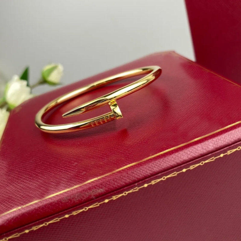 Classic Brand Bracelet Designer Fashion Bracelet 18K Gold Bracelet for Women and Men High-Quality Couple Bracelets Designer Jewellery Valentine's Day Gift