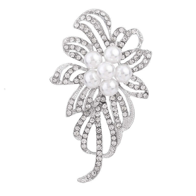 Brooch Exquisite Inlaid Diamond Corsage Yiwu Clothing Accessories Factory Wholesale High-end Versatile Simple Elegant Pin Niche