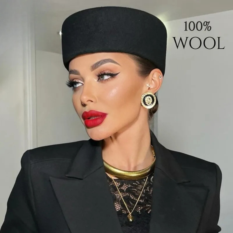 Vintage Hard Top Flat Fedoras Hat 100 Wool Felt Berets Hat Wedding Fascinator Caps Wedding Cocktail Party Pillbox Hat 260120