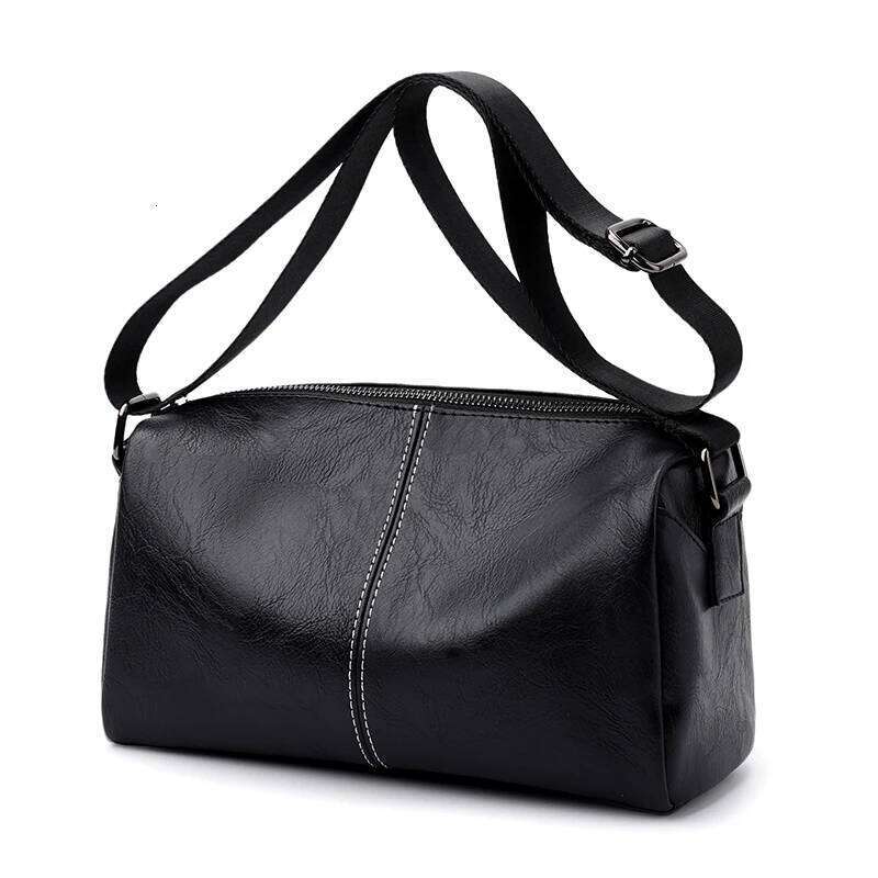 Men's single shoulder fashion leisure waterproof horizontal Korean version cross-body bag men's high-end sense;