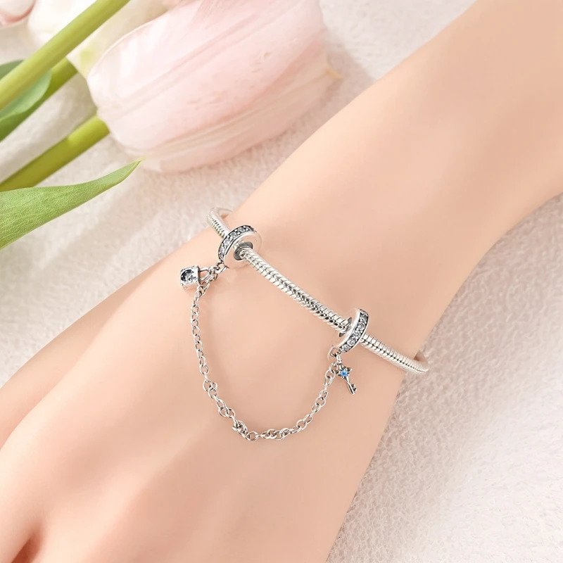 Sparkling 925 Sterling Silver Heart-shaped Infinity Triple Clear Jewel Safety Chain Charm Fits Bracelet Fine Jewelry Gift 260124