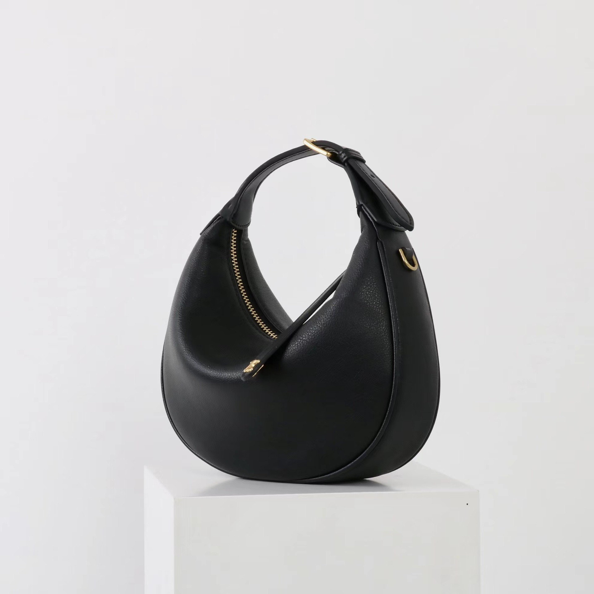 2026 Top Designer Bag New Light Luxury Niche French-Style Half-Moon Handbag High-Quality Women's Commuter Handbag Casual Versatile Crossbody Half-Moon Bag 10A