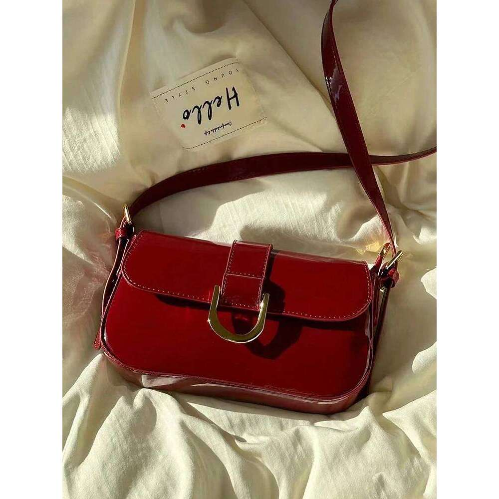2025 new retro wine red road buckle crossbody shoulder armpit fashionable casual daily commuting women's bag XJ260131