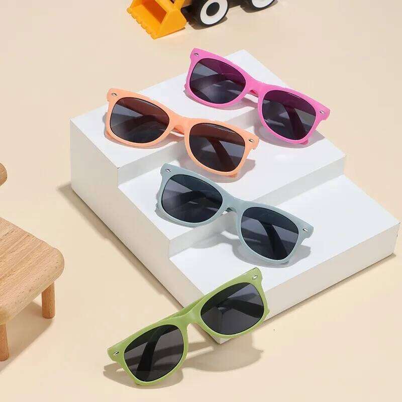 2025 Children's Rice Nail Fashion Show Sunglasses Color blocked Sunscreen Glasses for Boys and Girls H260130