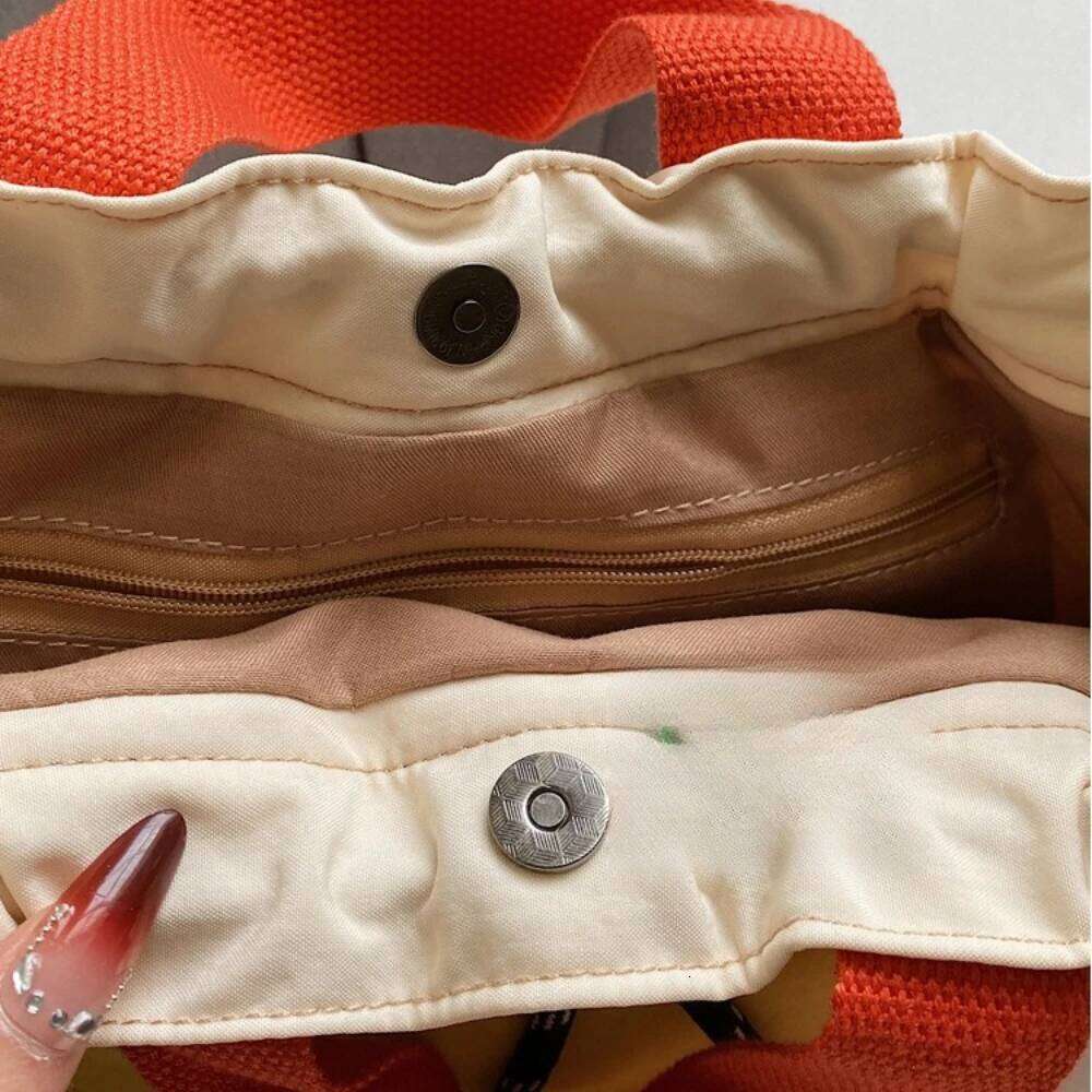 The New Unisex Messenger Outdoor Functional Bag Commuter Shoulder Bag, Storage Bolso, Female Contrast Backpack 2025