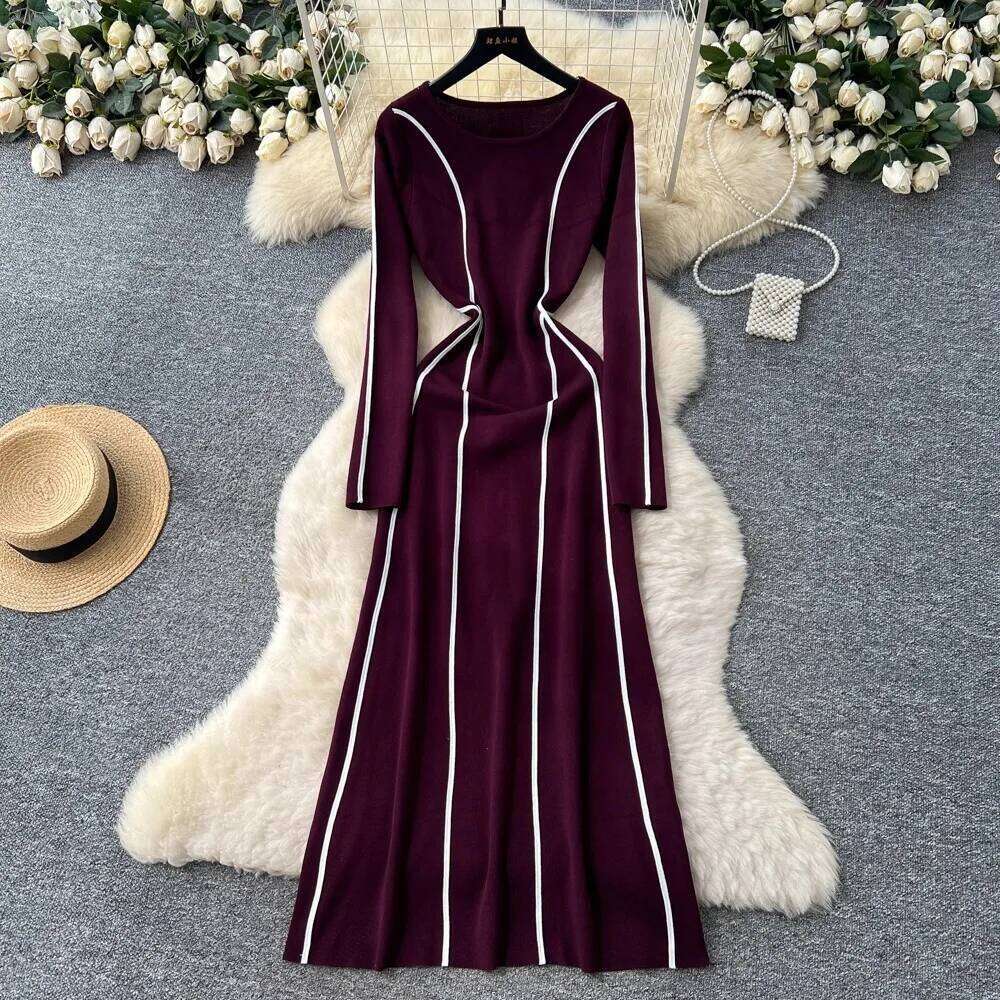 YuooMuoo Dresses 2025 Woman French Style Luxury Patchwork Knitted One Piece Autumn Winter Lady Long Sleeve Maxi Dress XJ260131