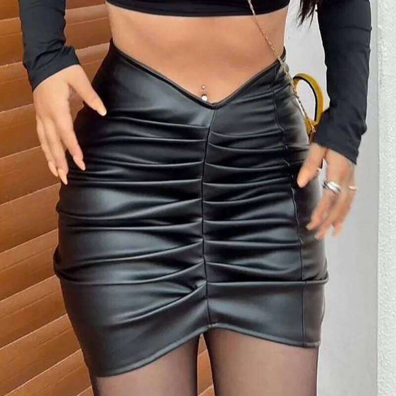 Women's Solid Color Pu Leather Skirts Fashion Sexy Folds Slim Package Hip Mini Skirt Streetwear Female 2026 Spring New Clothing XJ260131
