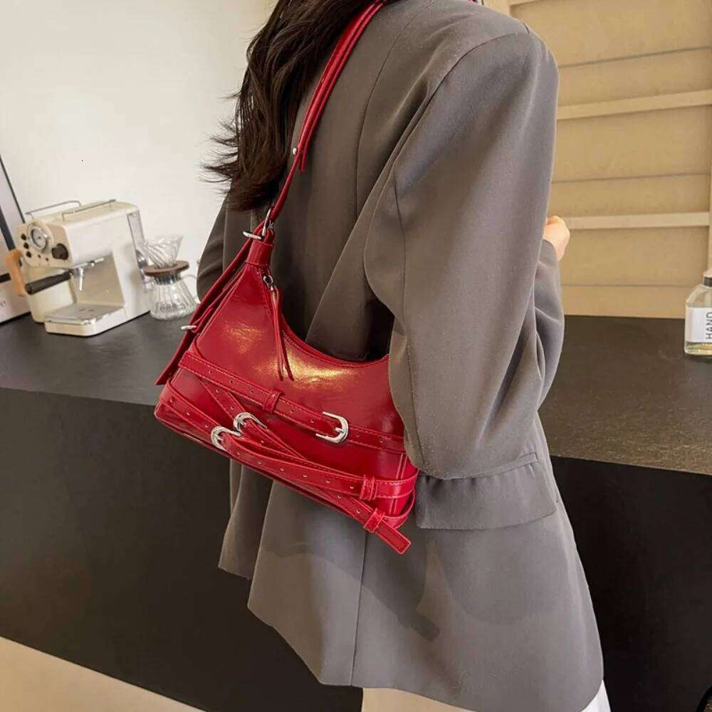 Solid Soft 2025 Hot Sale for Women Interior Compartment Zipper Pu Women's Handbags Fashion Sewing Thread Shoulder Bags