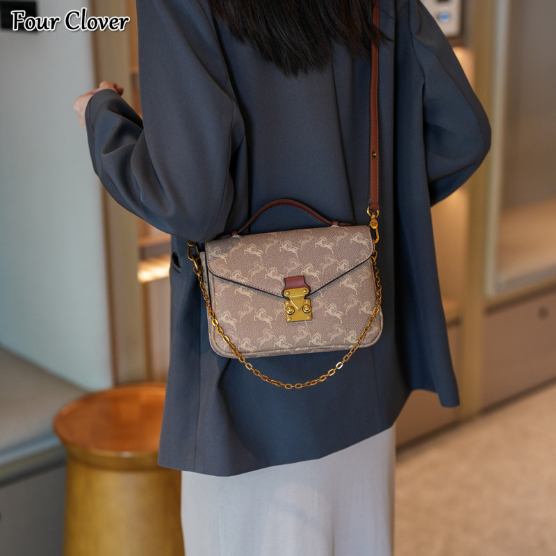 High-end messenger bag, new stylish retro large-capacity tote, fashionable printed mini square bag, high-quality luxury handbag, versatile crossbody s