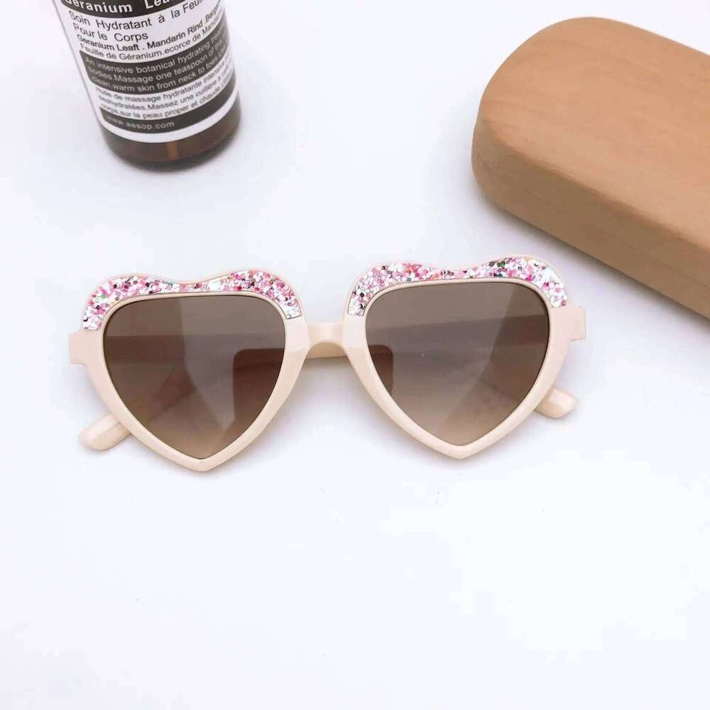 2025 Cat Ear Sunglasses Cute Kitten Style Baby Cartoon Glasses For Girls Children's New Fashion H260130