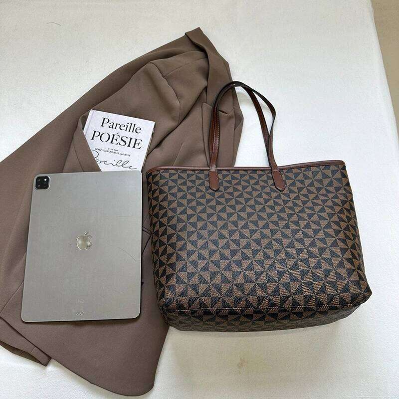 High-end style - 2025 new trendy and luxurious women's bags, crossbody bags with large capacity, suitable for daily c